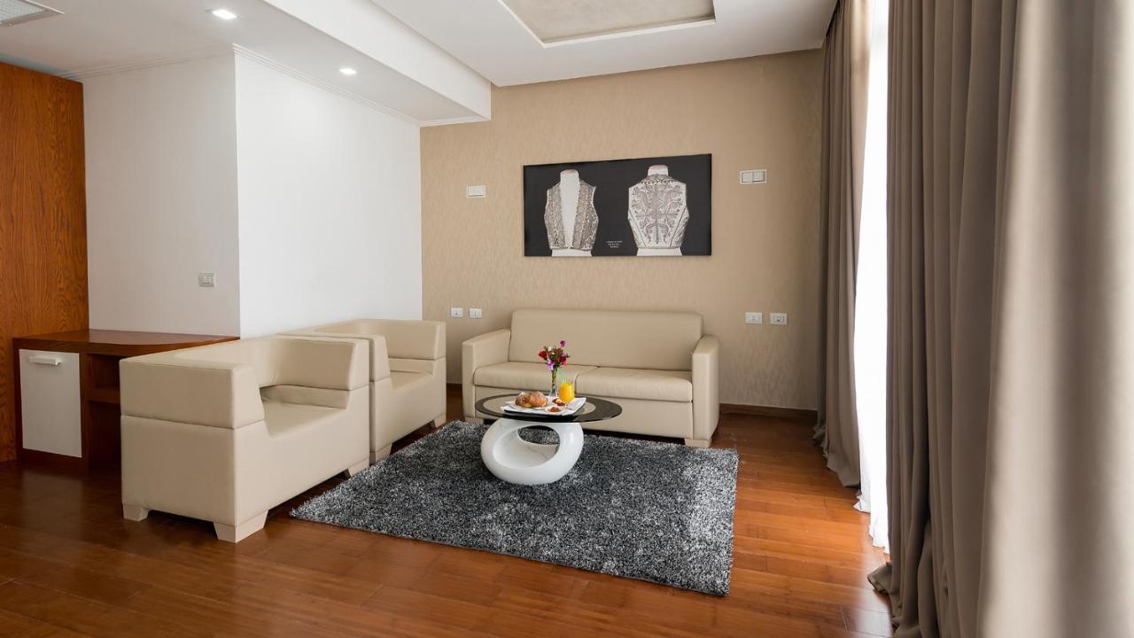 Deluxe & Executive Spa By Rafaelo Shengjin Exterior photo