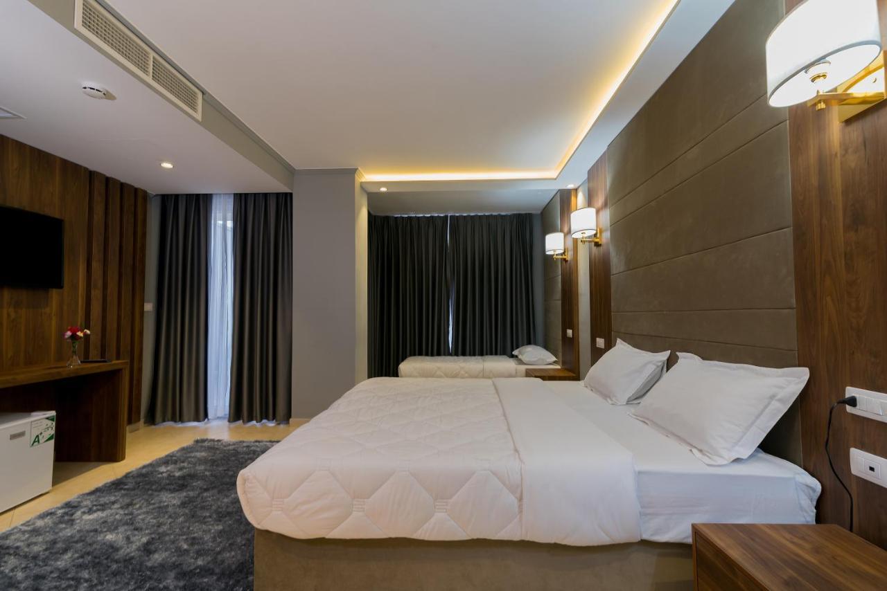 Deluxe & Executive Spa By Rafaelo Shengjin Exterior photo