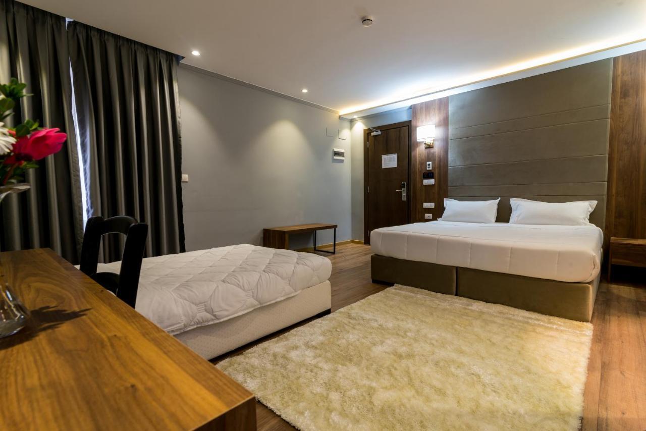 Deluxe & Executive Spa By Rafaelo Shengjin Exterior photo