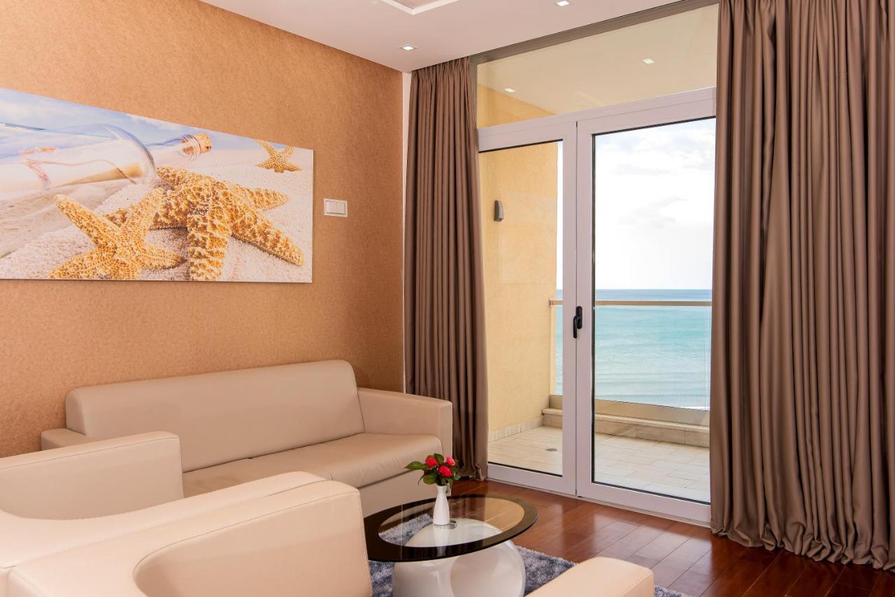 Deluxe & Executive Spa By Rafaelo Shengjin Exterior photo