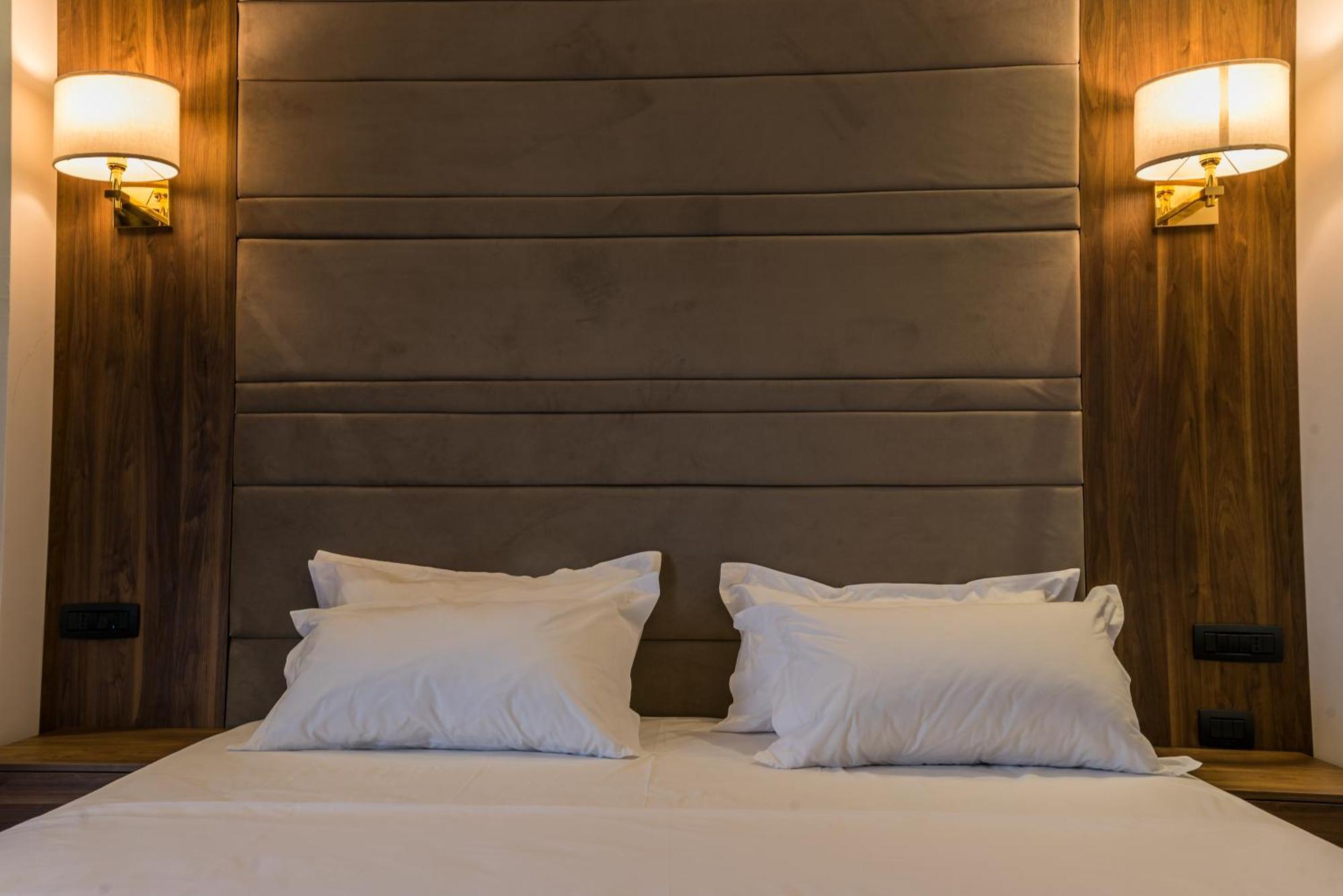 Deluxe & Executive Spa By Rafaelo Shengjin Room photo